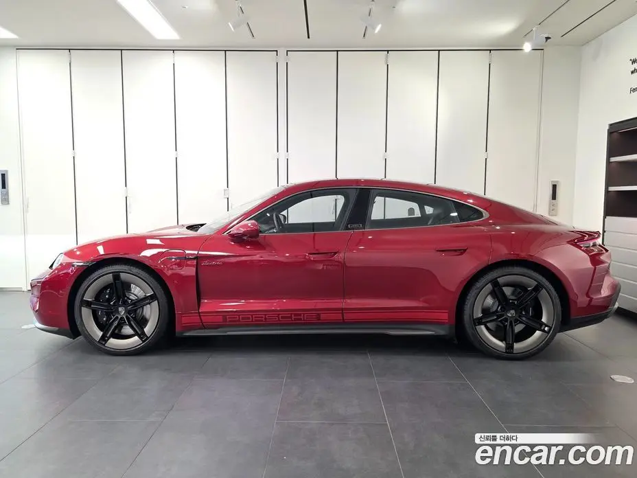 Porsche Taycan 2025 0.1 автомат (гидро), фото 6 Porsche Taycan 2025 0.1 автомат (гидро), фото 6