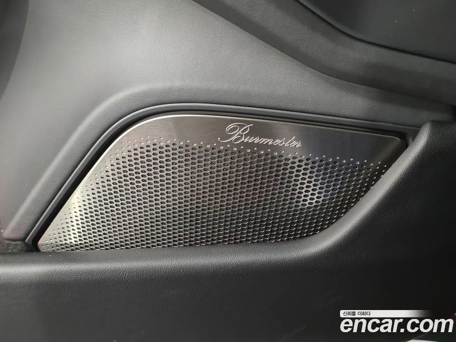 Porsche Taycan 2025 0.1 автомат (гидро), фото 10 Porsche Taycan 2025 0.1 автомат (гидро), фото 10