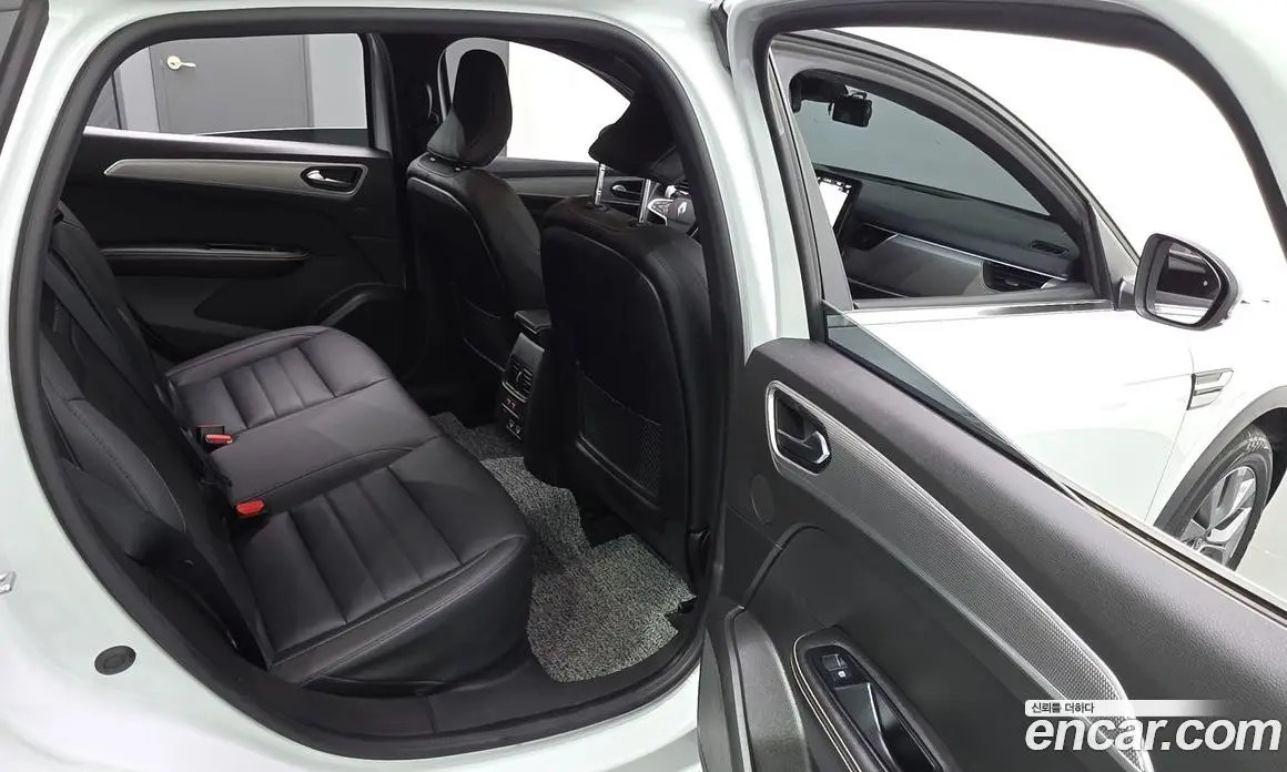 Renault (Samsung) Arkana 2024 1.6 автомат (гидро), фото 17 Renault (Samsung) Arkana 2024 1.6 автомат (гидро), фото 17