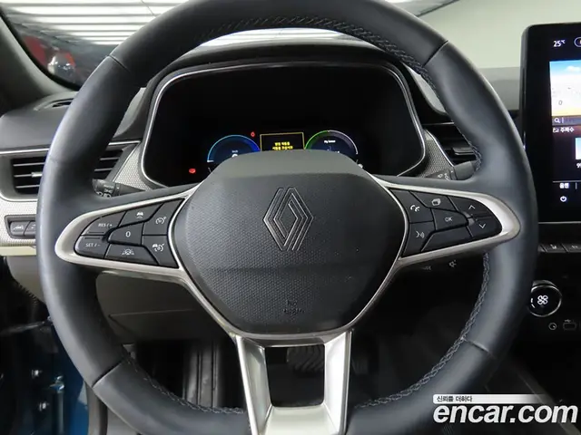 Renault (Samsung) Arkana 2024 1.6 автомат (гидро), миниатюра 8 Renault (Samsung) Arkana 2024 1.6 автомат (гидро), миниатюра 8