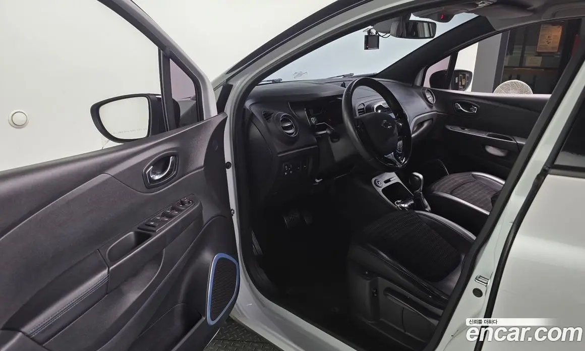 Renault (Samsung) QM3 2017 1.5 автомат (гидро), фото 10 Renault (Samsung) QM3 2017 1.5 автомат (гидро), фото 10