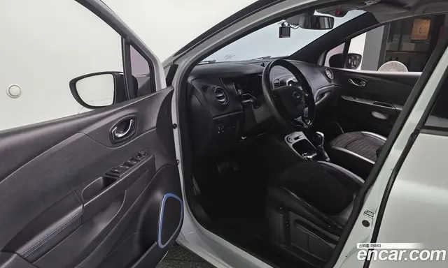 Renault (Samsung) QM3 2017 1.5 автомат (гидро), миниатюра 10 Renault (Samsung) QM3 2017 1.5 автомат (гидро), миниатюра 10