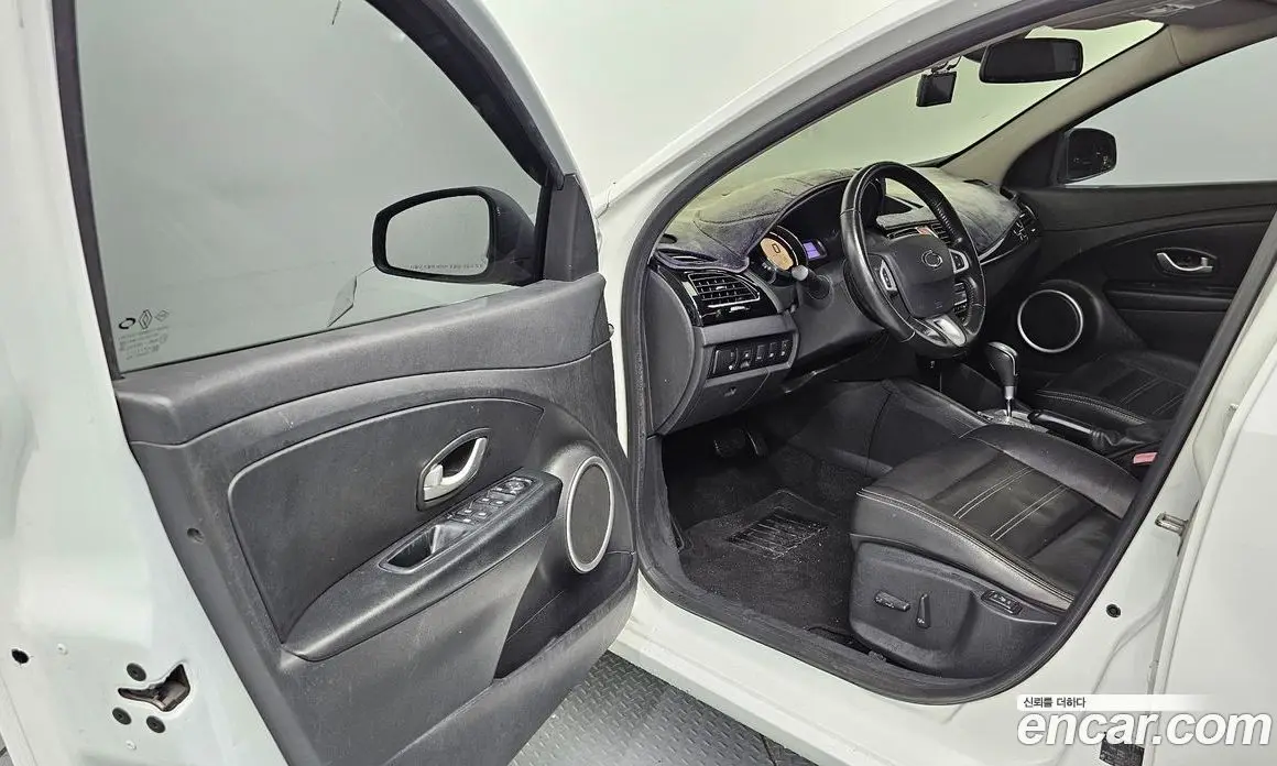 Renault (Samsung) SM3 2017 автомат (гидро), фото 10 Renault (Samsung) SM3 2017 автомат (гидро), фото 10