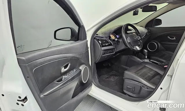 Renault (Samsung) SM3 2017 автомат (гидро), миниатюра 10 Renault (Samsung) SM3 2017 автомат (гидро), миниатюра 10