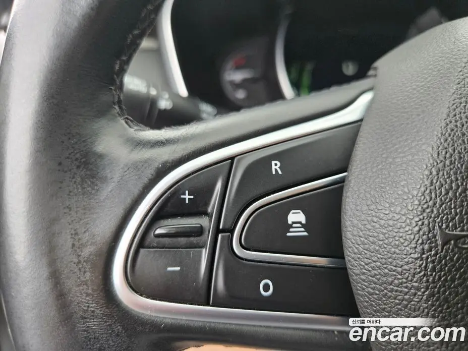 Renault (Samsung) SM6 2016 1.6 автомат (гидро), фото 12 Renault (Samsung) SM6 2016 1.6 автомат (гидро), фото 12