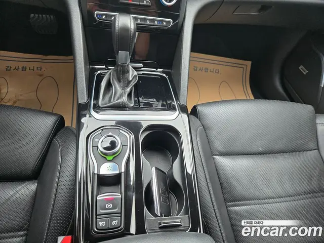 Renault (Samsung) SM6 2016 1.6 автомат (гидро), миниатюра 8 Renault (Samsung) SM6 2016 1.6 автомат (гидро), миниатюра 8