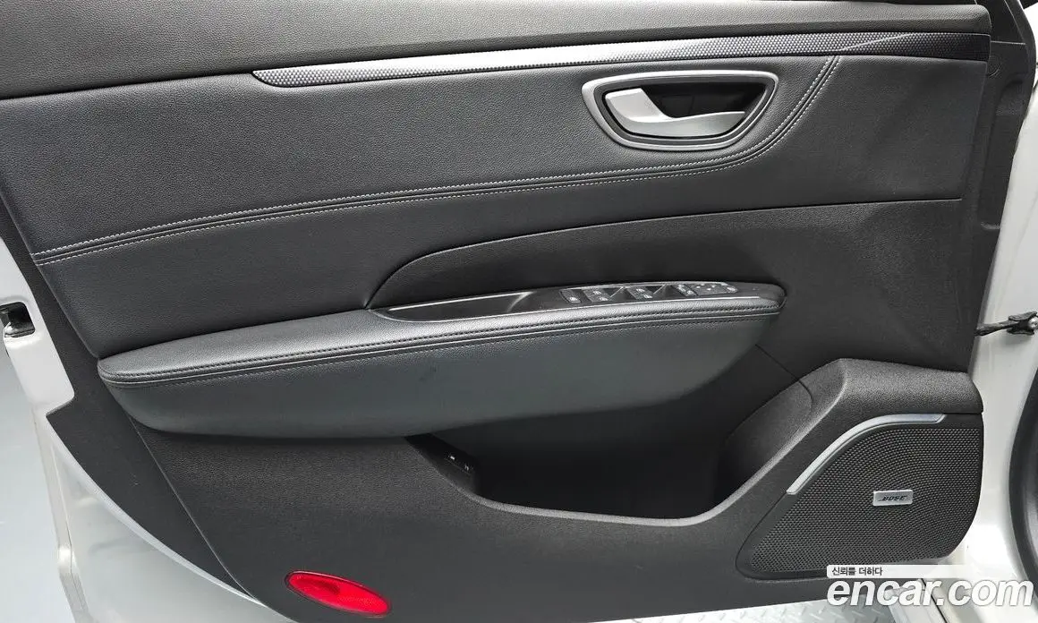 Renault (Samsung) SM6 2016 2.0 автомат (гидро), фото 14 Renault (Samsung) SM6 2016 2.0 автомат (гидро), фото 14