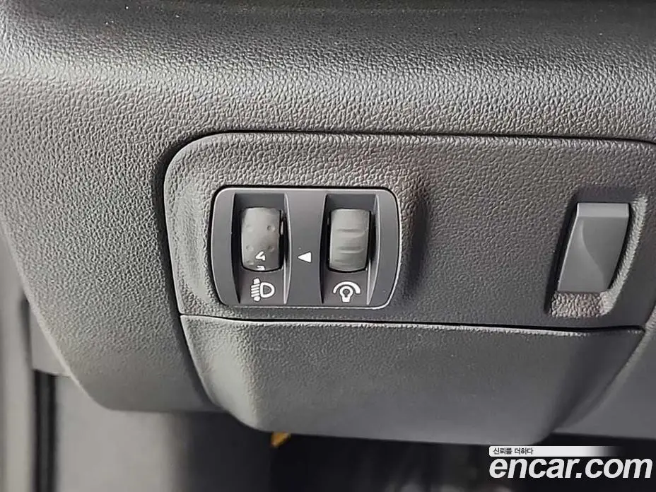 Renault (Samsung) SM6 2019 2.0 автомат (гидро), фото 16 Renault (Samsung) SM6 2019 2.0 автомат (гидро), фото 16