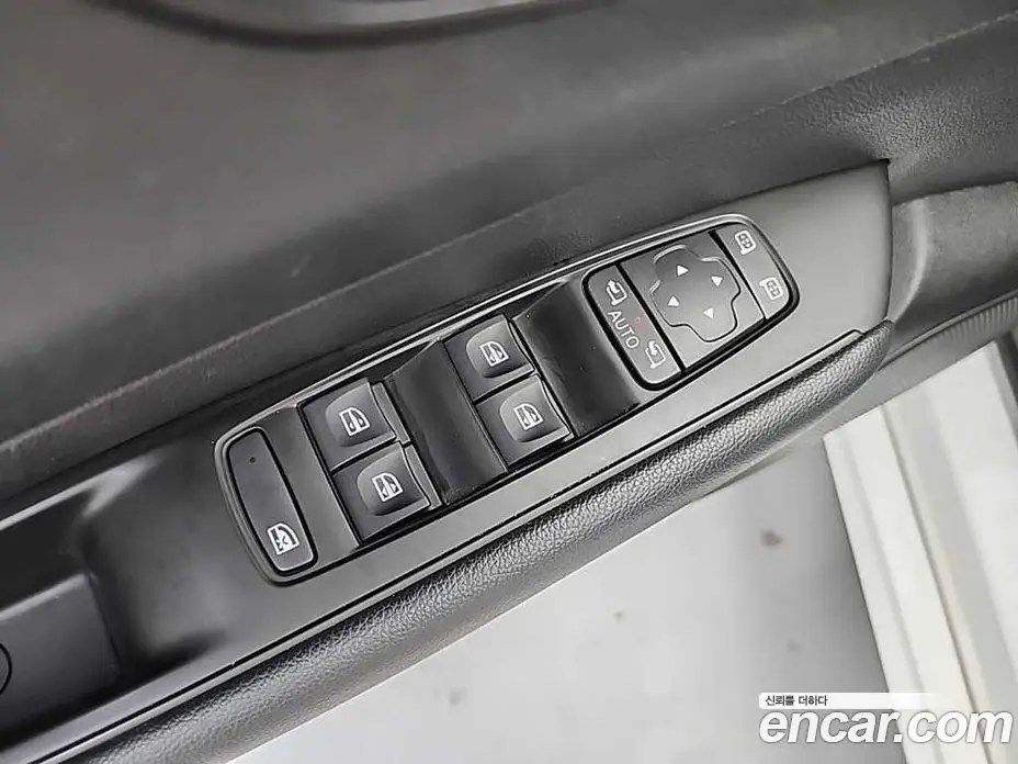 Renault (Samsung) SM6 2019 2.0 автомат (гидро), фото 17 Renault (Samsung) SM6 2019 2.0 автомат (гидро), фото 17