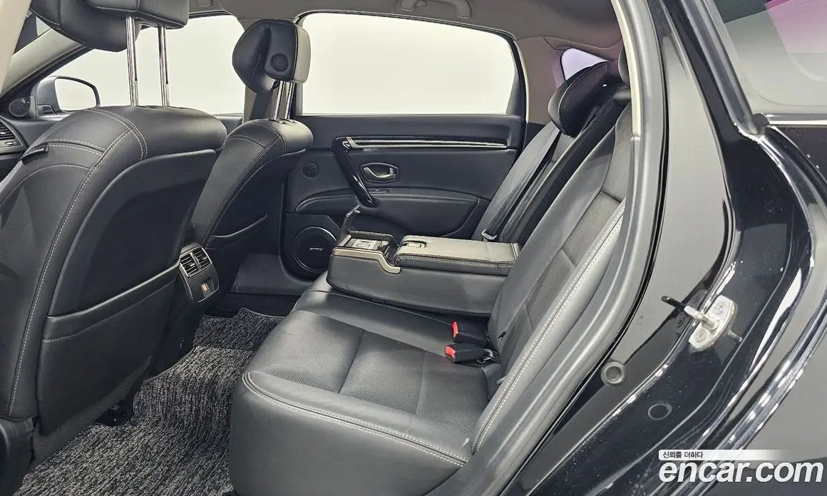 Renault (Samsung) SM7 2016 2.5 автомат (гидро), фото 16 Renault (Samsung) SM7 2016 2.5 автомат (гидро), фото 16
