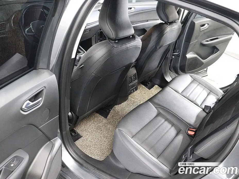 Renault (Samsung) XM3 2020 1.6 автомат (гидро), фото 16 Renault (Samsung) XM3 2020 1.6 автомат (гидро), фото 16