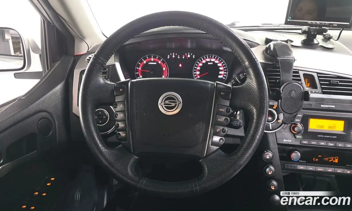SsangYong Korando 2012 2.0 автомат (гидро), фото 18 SsangYong Korando 2012 2.0 автомат (гидро), фото 18