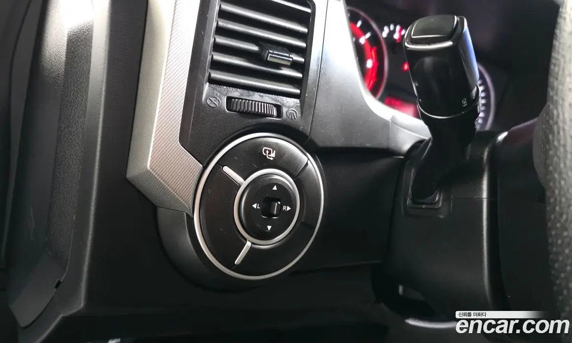 SsangYong Korando 2012 2.0 автомат (гидро), фото 24 SsangYong Korando 2012 2.0 автомат (гидро), фото 24