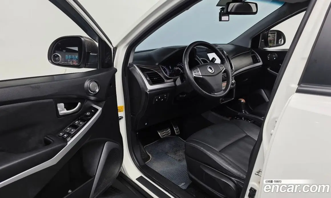 SsangYong Korando 2016 2.2 автомат (гидро), фото 13 SsangYong Korando 2016 2.2 автомат (гидро), фото 13