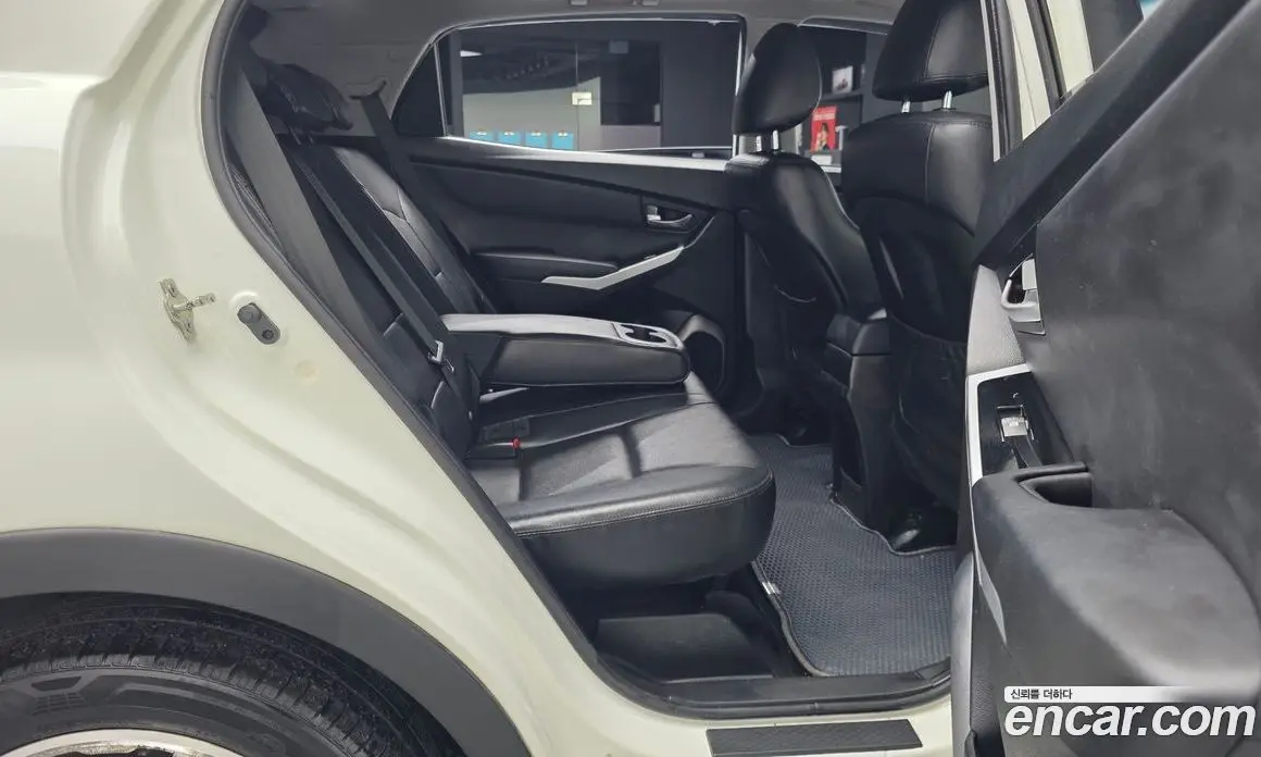 SsangYong Korando 2016 2.2 автомат (гидро), фото 18 SsangYong Korando 2016 2.2 автомат (гидро), фото 18