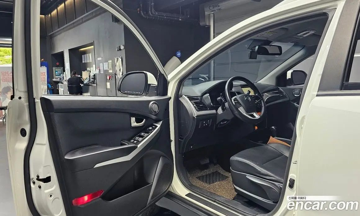 SsangYong Korando 2017 2.2 автомат (гидро), фото 10 SsangYong Korando 2017 2.2 автомат (гидро), фото 10