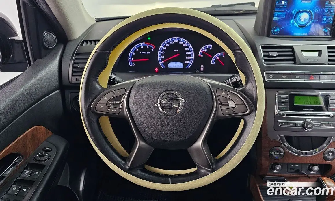SsangYong Rexton 2016 2.2 автомат (гидро), фото 13 SsangYong Rexton 2016 2.2 автомат (гидро), фото 13