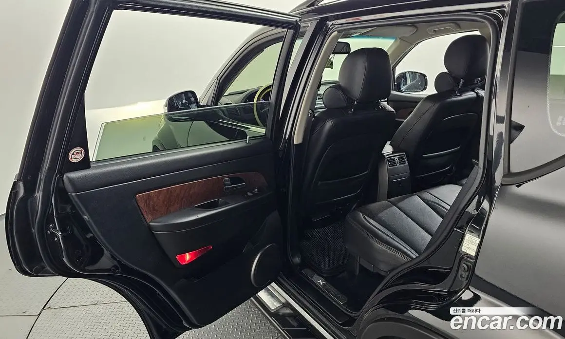 SsangYong Rexton 2016 2.2 автомат (гидро), фото 18 SsangYong Rexton 2016 2.2 автомат (гидро), фото 18