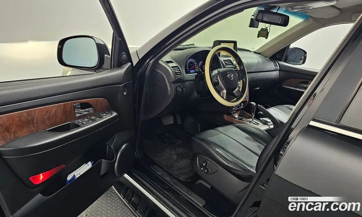SsangYong Rexton 2016 2.2 автомат (гидро), фото 10 SsangYong Rexton 2016 2.2 автомат (гидро), фото 10