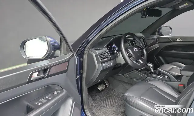 SsangYong Rexton 2020 2.2 автомат (гидро), миниатюра 11 SsangYong Rexton 2020 2.2 автомат (гидро), миниатюра 11