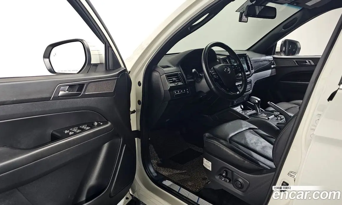 SsangYong Rexton 2022 2.2 автомат (гидро), фото 13