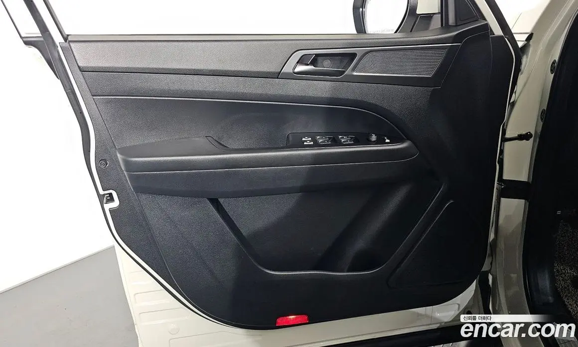SsangYong Rexton 2022 2.2 автомат (гидро), фото 14