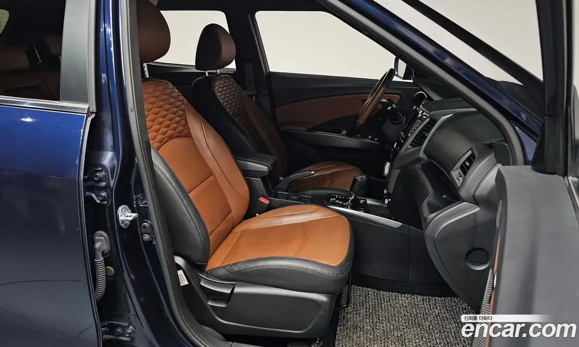 SsangYong TIBOLI 2017 1.6 автомат (гидро), фото 17