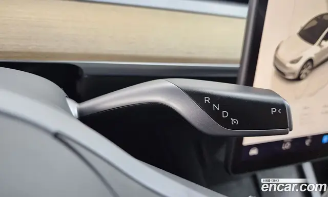 Tesla Model Y 2023 0.2 автомат (гидро), миниатюра 12