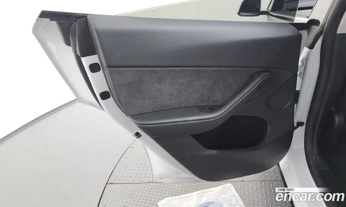 Tesla Model Y 2023 0.2 автомат (гидро), фото 15 Tesla Model Y 2023 0.2 автомат (гидро), фото 15