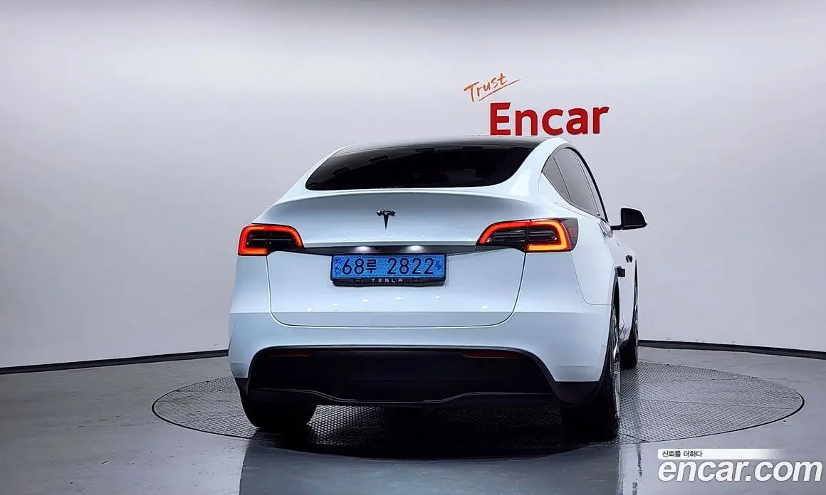 Tesla Model Y 2023 0.2 автомат (гидро), фото 4 Tesla Model Y 2023 0.2 автомат (гидро), фото 4