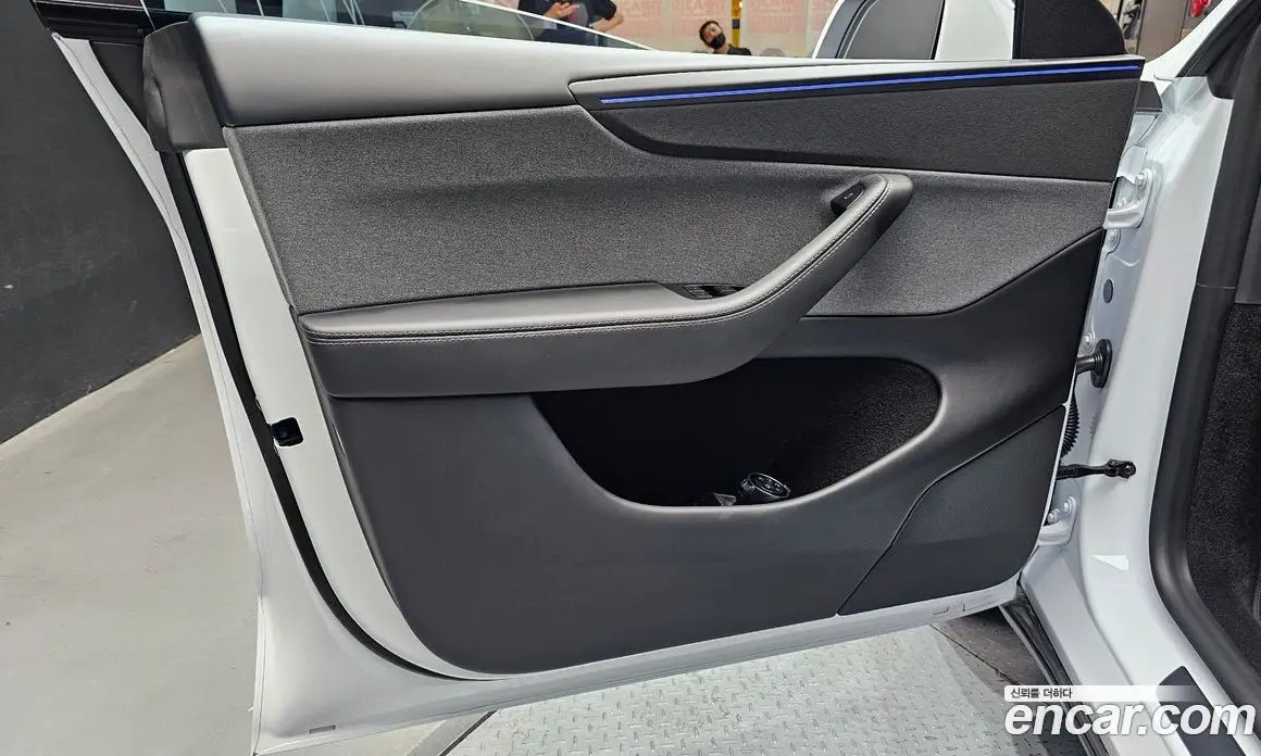 Tesla Model Y 2026 0.2 автомат (гидро), фото 14 Tesla Model Y 2026 0.2 автомат (гидро), фото 14