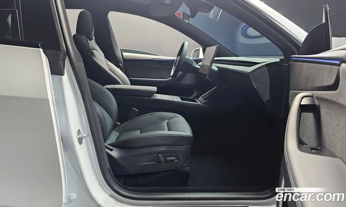Tesla Model Y 2026 0.2 автомат (гидро), фото 16 Tesla Model Y 2026 0.2 автомат (гидро), фото 16