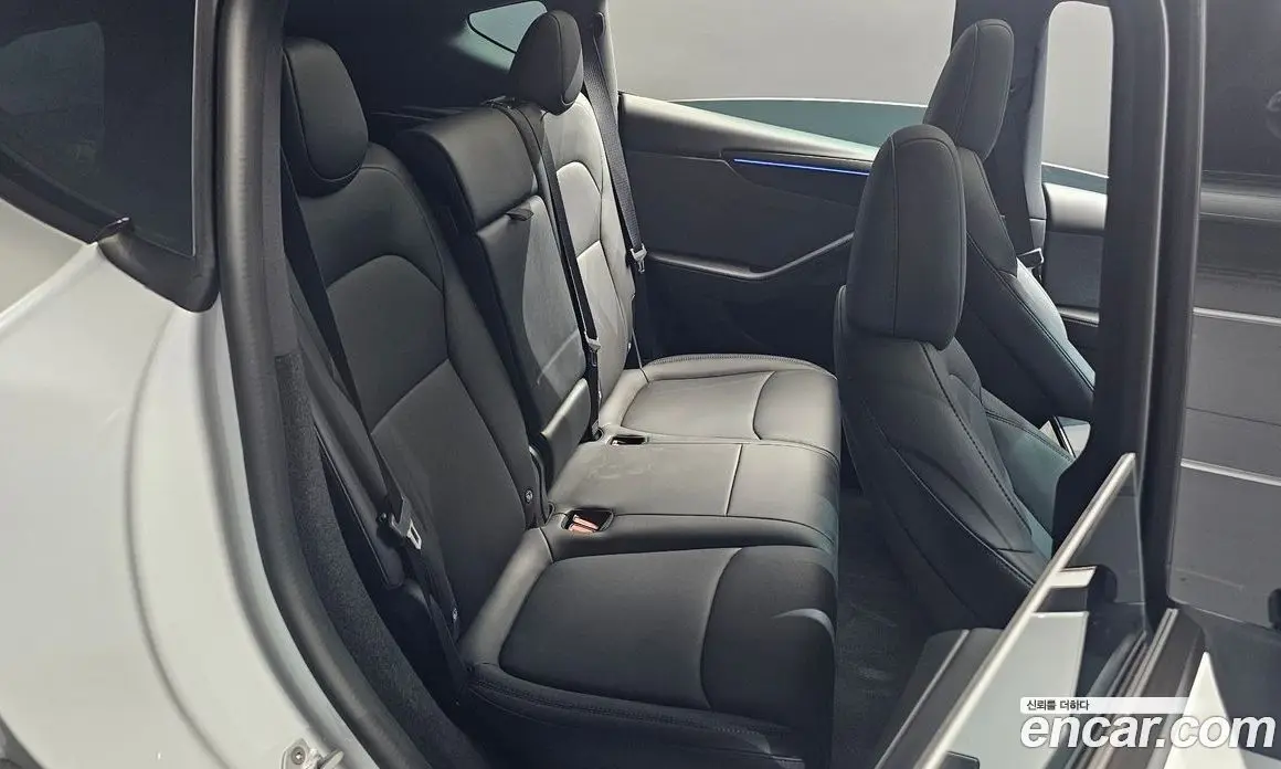 Tesla Model Y 2026 0.2 автомат (гидро), фото 17 Tesla Model Y 2026 0.2 автомат (гидро), фото 17