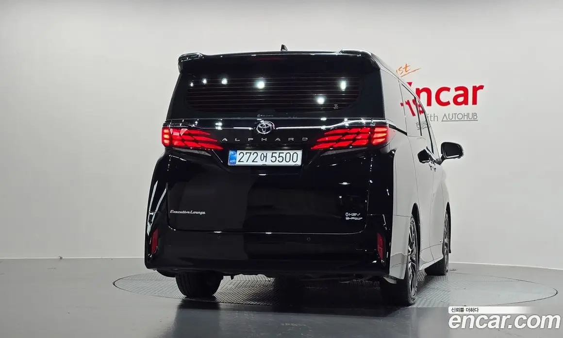 Toyota Alphard 2025 2.5 автомат (гидро), фото 3 Toyota Alphard 2025 2.5 автомат (гидро), фото 3