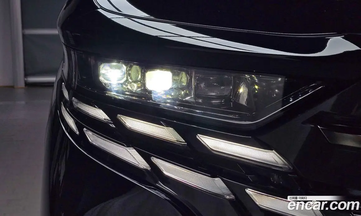 Toyota Alphard 2025 2.5 автомат (гидро), фото 7 Toyota Alphard 2025 2.5 автомат (гидро), фото 7