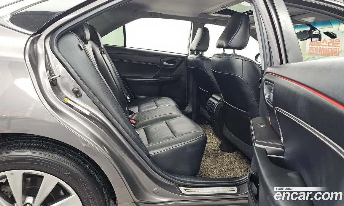 Toyota Camry 2017 2.5 автомат (гидро), фото 12 Toyota Camry 2017 2.5 автомат (гидро), фото 12