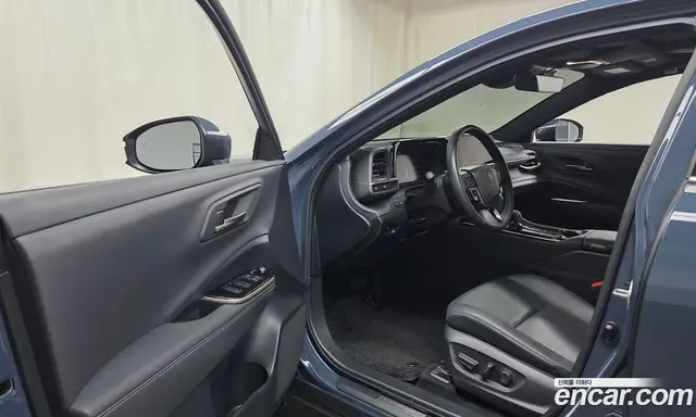 Toyota Crown 2025 2.5 автомат (гидро), миниатюра 12