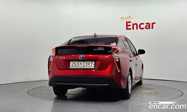Toyota Prius 2018 1.8 автомат (гидро), миниатюра 4 Toyota Prius 2018 1.8 автомат (гидро), миниатюра 4