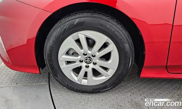 Toyota Prius 2018 1.8 автомат (гидро), миниатюра 5 Toyota Prius 2018 1.8 автомат (гидро), миниатюра 5