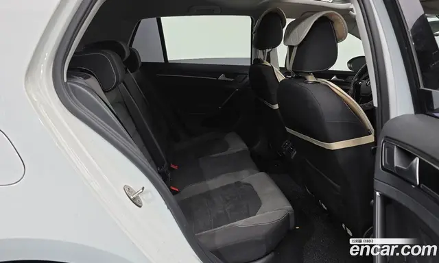 Volkswagen Golf 2016 2.0 автомат (гидро), миниатюра 11 Volkswagen Golf 2016 2.0 автомат (гидро), миниатюра 11