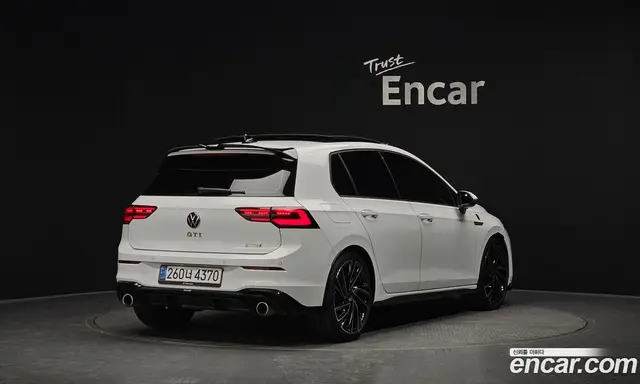 Volkswagen Golf 2024 2.0 автомат (гидро), миниатюра 2