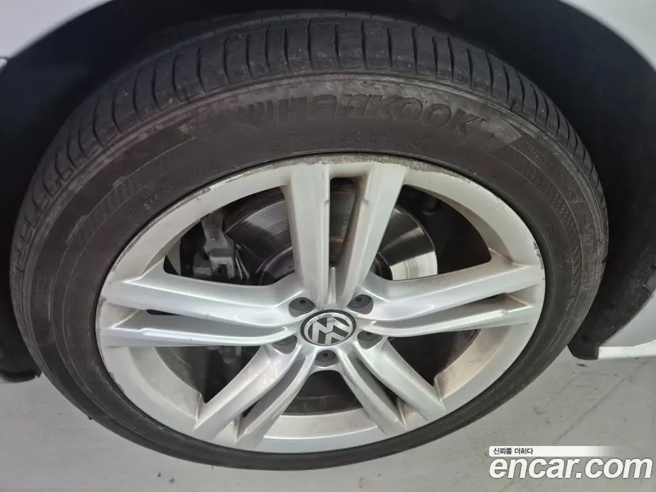 Volkswagen Passat 2015 2.0 автомат (гидро), фото 15 Volkswagen Passat 2015 2.0 автомат (гидро), фото 15
