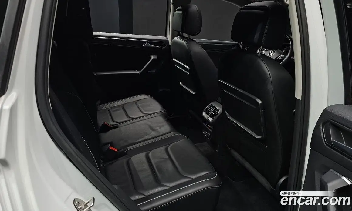 Volkswagen Tiguan 2020 2.0 автомат (гидро), фото 12 Volkswagen Tiguan 2020 2.0 автомат (гидро), фото 12