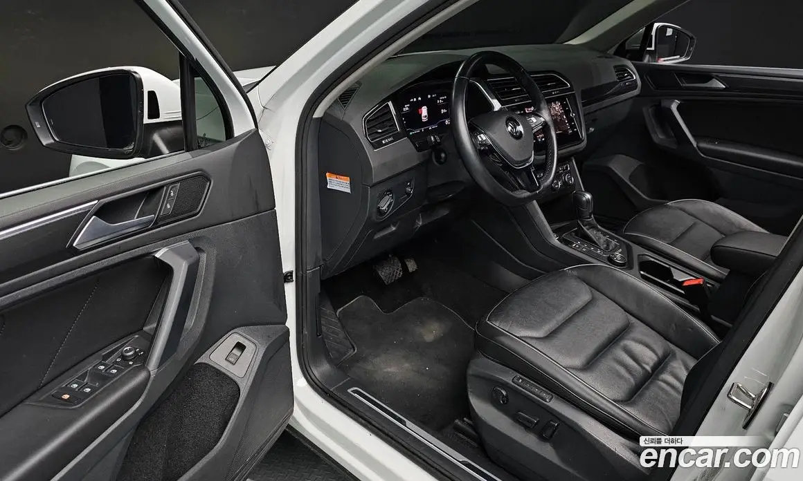 Volkswagen Tiguan 2020 2.0 автомат (гидро), фото 10 Volkswagen Tiguan 2020 2.0 автомат (гидро), фото 10
