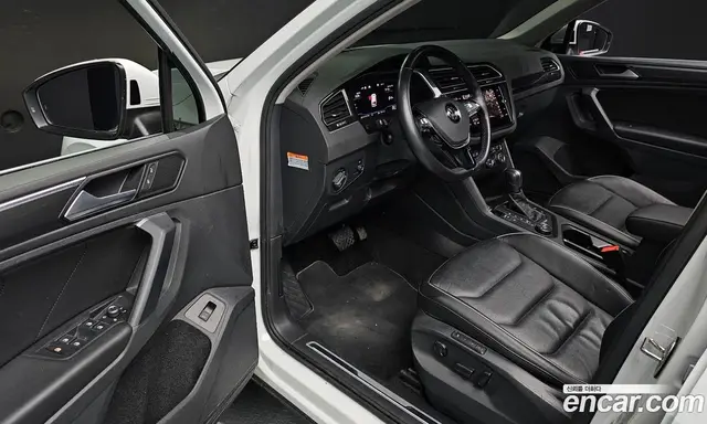 Volkswagen Tiguan 2020 2.0 автомат (гидро), миниатюра 10 Volkswagen Tiguan 2020 2.0 автомат (гидро), миниатюра 10