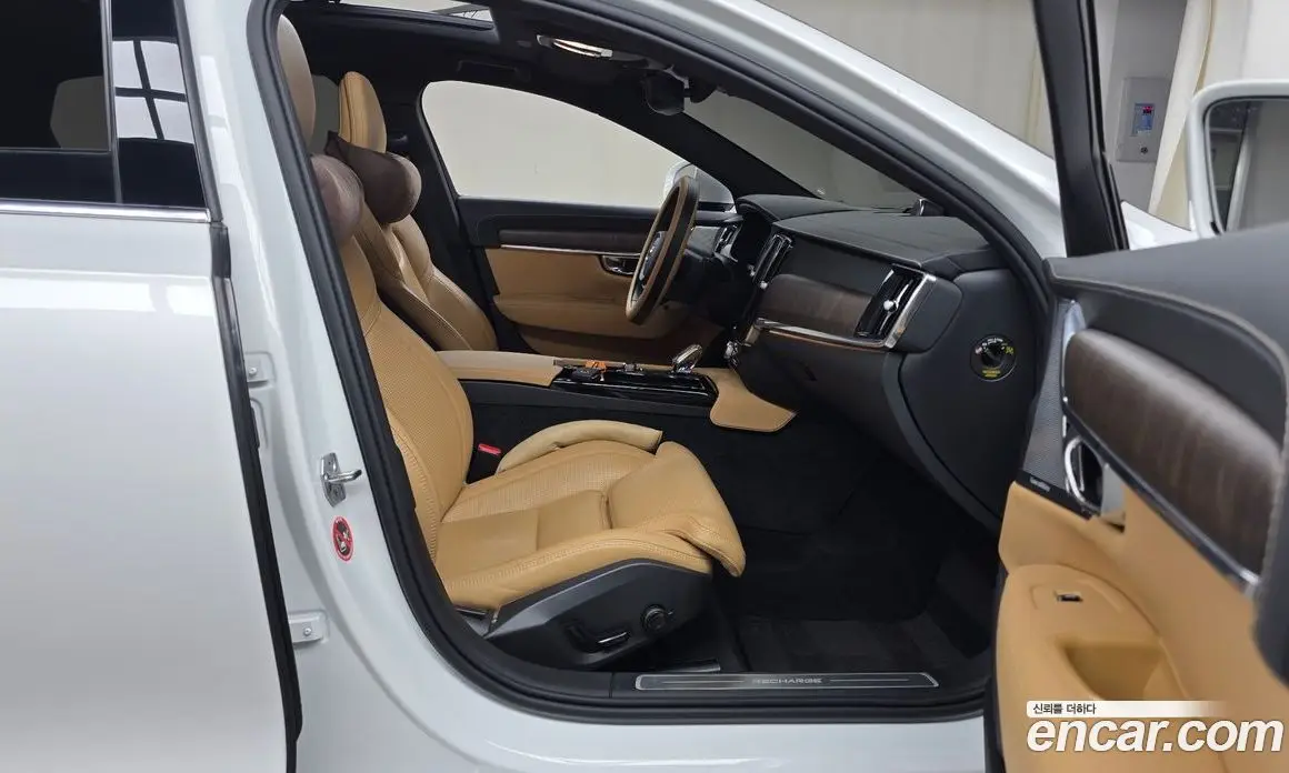Volvo S90 2022 2.0 автомат (гидро), фото 15 Volvo S90 2022 2.0 автомат (гидро), фото 15
