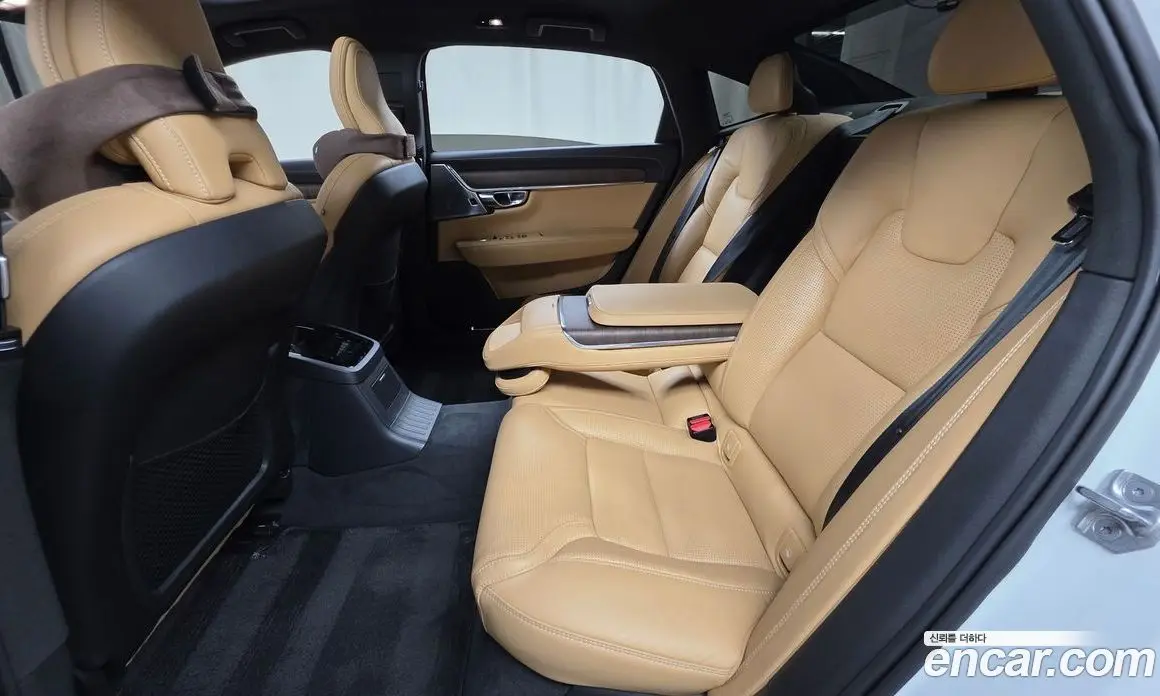 Volvo S90 2022 2.0 автомат (гидро), фото 17 Volvo S90 2022 2.0 автомат (гидро), фото 17