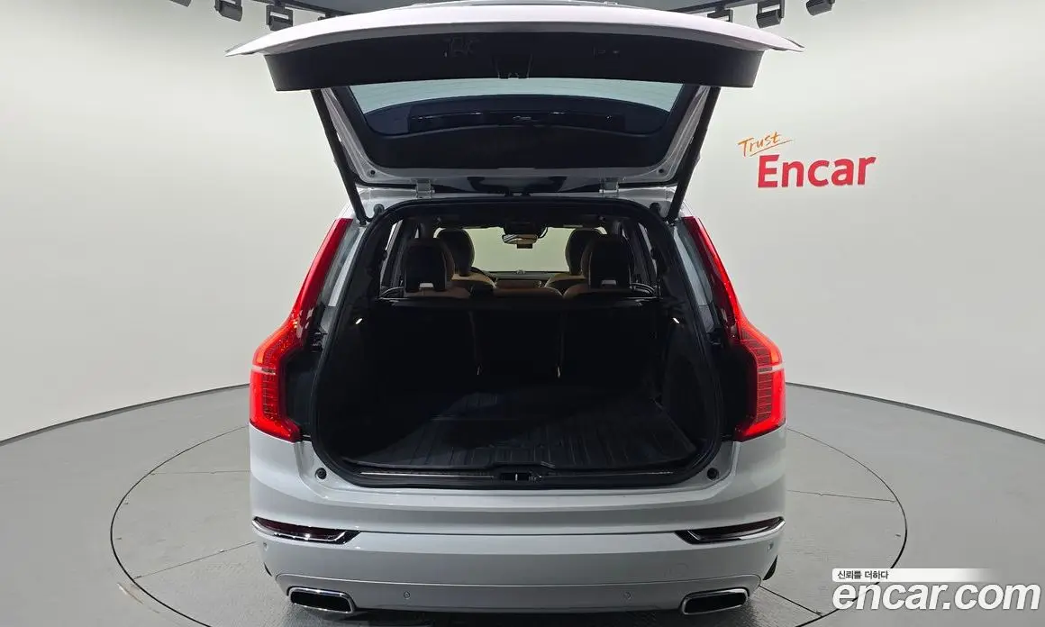 Volvo XC90 2018 2.0 автомат (гидро), фото 25 Volvo XC90 2018 2.0 автомат (гидро), фото 25