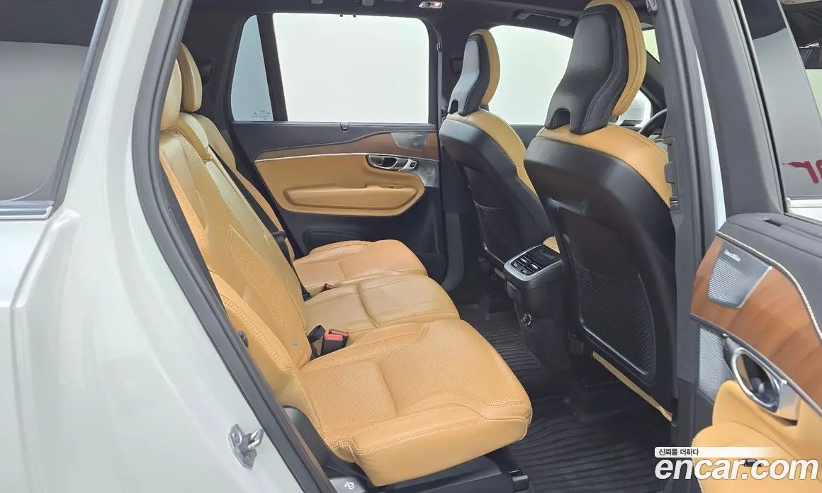Volvo XC90 2018 2.0 автомат (гидро), фото 27 Volvo XC90 2018 2.0 автомат (гидро), фото 27