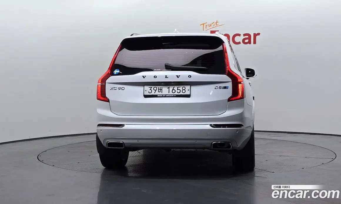 Volvo XC90 2018 2.0 автомат (гидро), фото 4 Volvo XC90 2018 2.0 автомат (гидро), фото 4